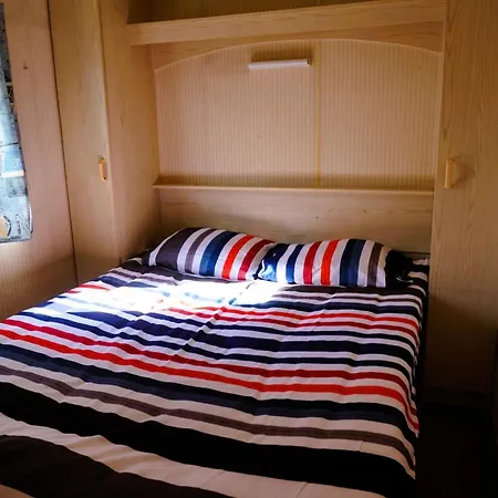 Dutch For 4 People, Close To The Sea, Azy Lazy (West Pomeranian)